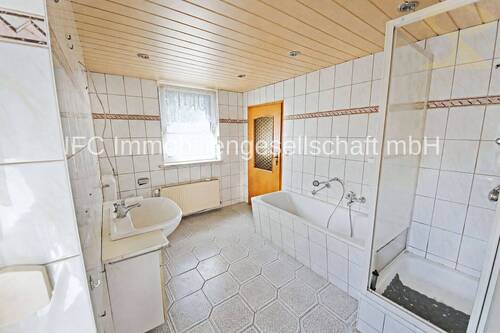 Bad im EG - 