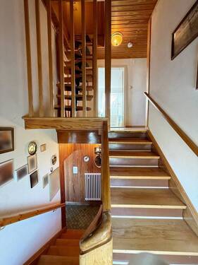 Treppenhaus (EG zu OG) - 