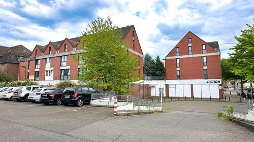 Solides Wohn-/Geschäftshaus an Fußgängerzone - Ertragstarkes Wohn-Geschäftshaus mit solidem Ankermieter, Wohneinheiten und Tiefgarage