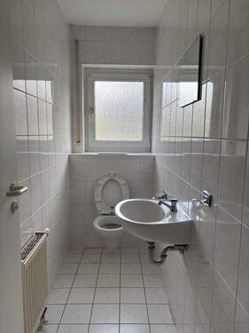 Gäste-WC - Etagenwohnung mit 114,00 m&sup2; in Balingen zur Miete