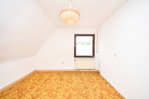 Schlafzimmer 2 von 3 DG - 