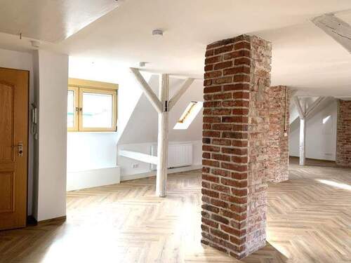 Wohnraum - 2 Zimmer Etagenwohnung zur Miete in Nürnberg