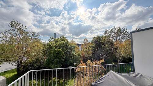 Aussicht - 3 Zimmer Etagenwohnung zum Kaufen in Taufkirchen