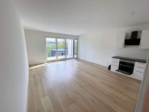 Wohnzimmer - 3 Zimmer Etagenwohnung in Taufkirchen