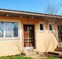 EIN HAUS FÜR NEUE IDEEN: DHH in Wittershausen - Vöhringen Sigmarswangen