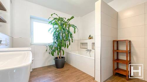 Modernes Badezimmer - 