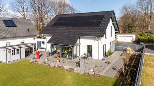 Ansicht von Garten aus - 5 Zimmer Einfamilienhaus in Breitscheid