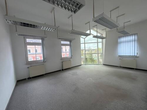 IMG_2221.jpeg - Büro mit 262,00 m&sup2; in Chemnitz zur Miete