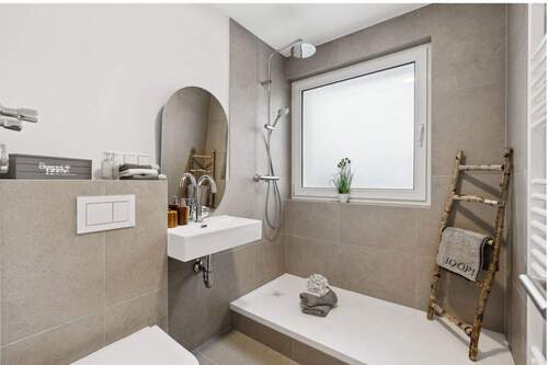 Bad - 3 Zimmer Etagenwohnung in Hannover Kirchrode