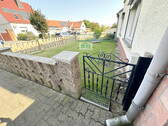 Vorgarten - 4 Zimmer Mehrfamilienhaus, Wohnhaus zum Kaufen in Zörbig