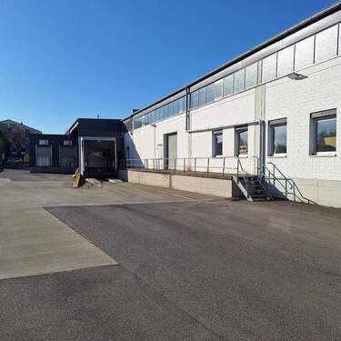 20250204_125119 - Aachen - Gewerbekomplex ca. 9.370 m² Halleflächen + ca. 760 m² Büro und Nebenflächen