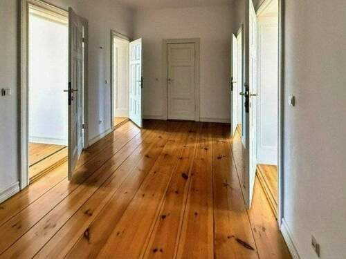 Diele WE 6 - Mehrfamilienhaus, Wohnhaus mit 257,00 m² in Schwedt zum Kaufen