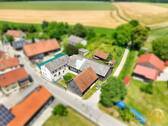 Außenansicht - Sofort frei: 3-Seiten-Hof (Bauernhof), mit diversen Nebengebäuden (Stall und Scheune) - zu verkaufen