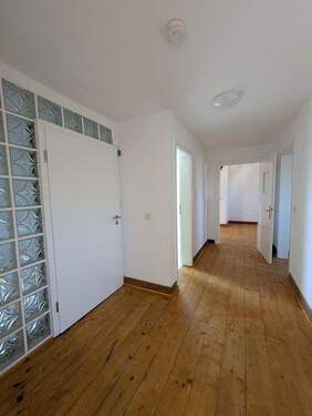 Flur - Etagenwohnung mit 83,40 m² in Troisdorf zum Kaufen