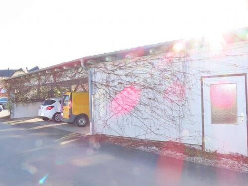 Carport mit Schuppen - 