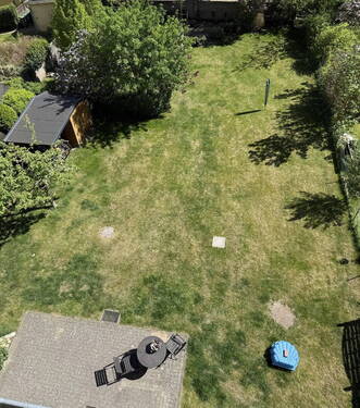 Blick vom Balkon in den Garten - 