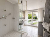 Badezimmer Dachgeschoss - 