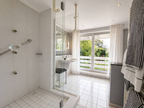 Badezimmer Dachgeschoss - 