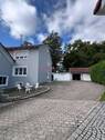 Aussenansicht Haus 2 mit Garagen - 