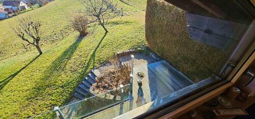 DG Wohn- Gästezimmer, Blick auf die Terrasse - 