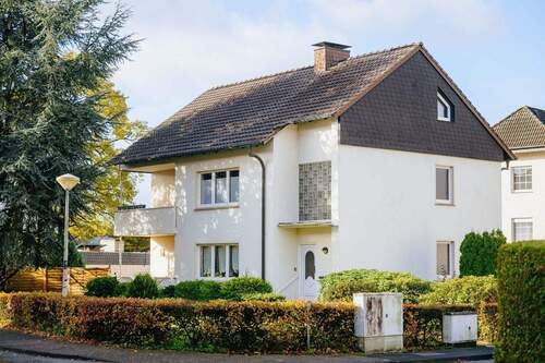 Ansicht - 6 Zimmer Mehrfamilienhaus, Wohnhaus zum Kaufen in Oerlinghausen