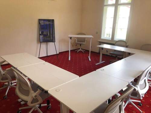 Meetingraum flexibel umgestaltbar/erweiterbar für bis zu 12 Pers - Büro in Leverkusen