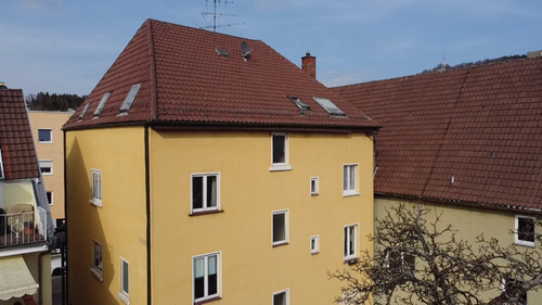 Rückansicht - 1 Zimmer Mehrfamilienhaus, Wohnhaus zum Kaufen in Albstadt