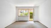 Wohnzimmer 1 - 3 Zimmer Etagenwohnung zum Kaufen in Teltow