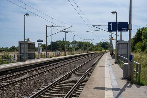 Bahnhof Großkugel - 