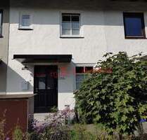 RESERVIERT - Die Elbe in greifbarer Nähe - modernes Mittelreihenhaus - Wedel