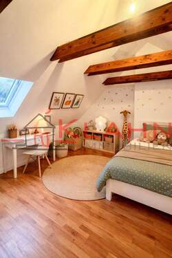 Kinderzimmer im Dachgeschoss - 