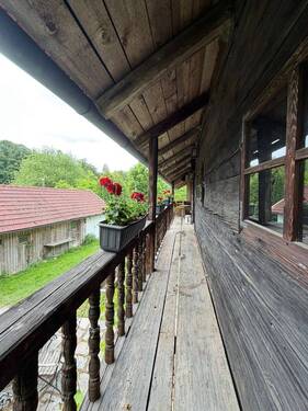 Balkon Bestandsgebäude OG - 