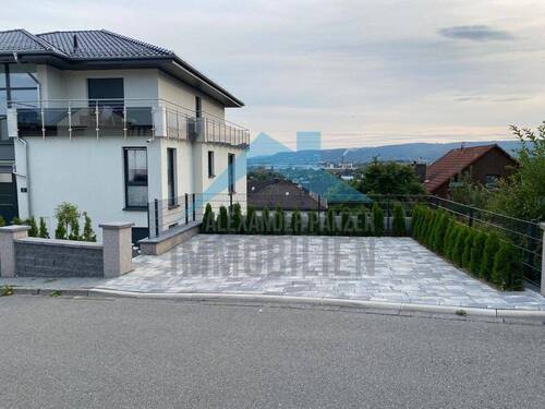 Außenansicht - 3 Zimmer Etagenwohnung zur Miete in Kassel