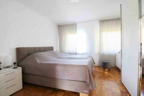 Schlafzimmer 1 - 