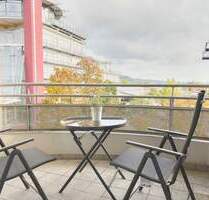 Frisch renovierte teilmöblierte Wohnung - Zentral, praktisch und mit toller Aussicht - Bensheim