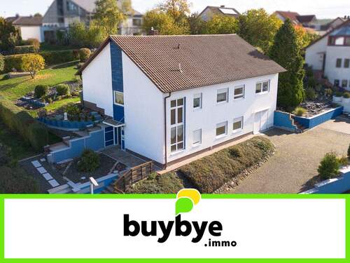 Ansicht - Großbadorf: Zweifamilienhaus mit großem Garten, Hanglage und Ausbaupotenzial - Ihr Zuhause mit Raum für Generationen