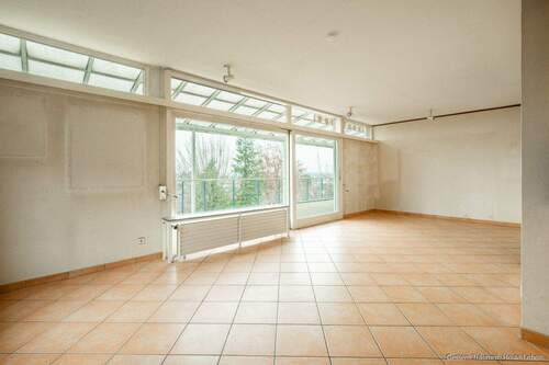 Wohnzimmer/Essbereich - 6 Zimmer Einfamilienhaus in Breisach am Rhein / Niederrimsingen