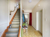 Diele Treppe - 4 Zimmer Doppelhaushälfte zum Kaufen in Graben-Neudorf / Graben