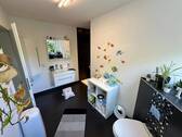 tempImagecllpy5.jpg - 