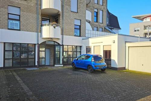 Parkplatz Hintereingang - 