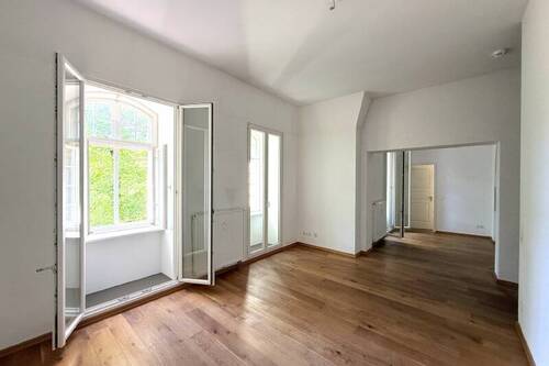 Wohn-Essbereich - 2 Zimmer Etagenwohnung zum Kaufen in Berlin