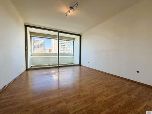 Blick in das Schlafzimmer - 