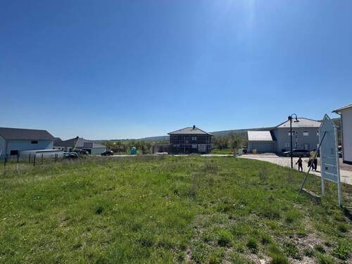 Wohngebiet - Grundstück in Gierstädt - 147.000,00&nbsp;EUR Kaufpreis, ca.&nbsp; 0,00&nbsp;m&sup2;