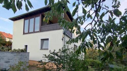 Außenansicht - 5 Zimmer Doppelhaushälfte zum Kaufen in Radebeul