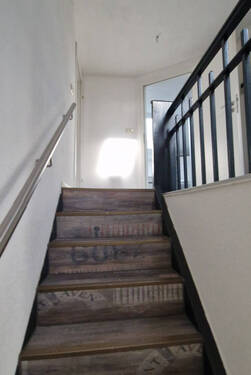 Treppenhaus - Etagenwohnung mit 104,50 m² in Lauchhammer zur Miete