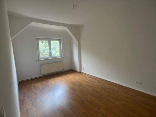 Zimmer 2 - 
