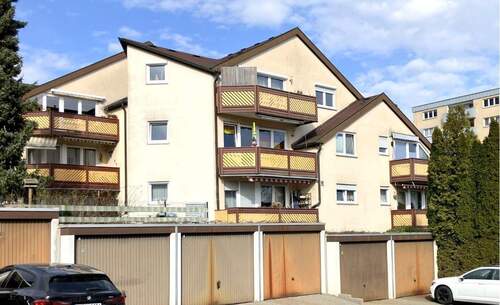 IMG_4790 - Ihr neues Zuhause! Charmante 3-Zimmer-Wohnung mit besonderem Grundriss + Garage