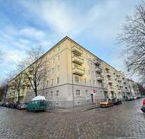 Frisch renovierte 2-Zimmer-Wohnung mit Balkon in Friedrichshain - Berlin