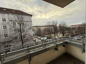 Blick vom Balkon1 - 2 Zimmer Etagenwohnung in Berlin