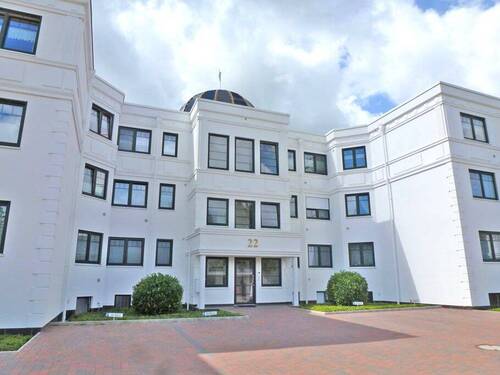 Eingangsansicht - Gehobene Obergeschoss-Wohnung mit Lift, Südloggia und erstklassiger Einbauküche in Bad Zwischenahn zentrumsnahe Wohnlage